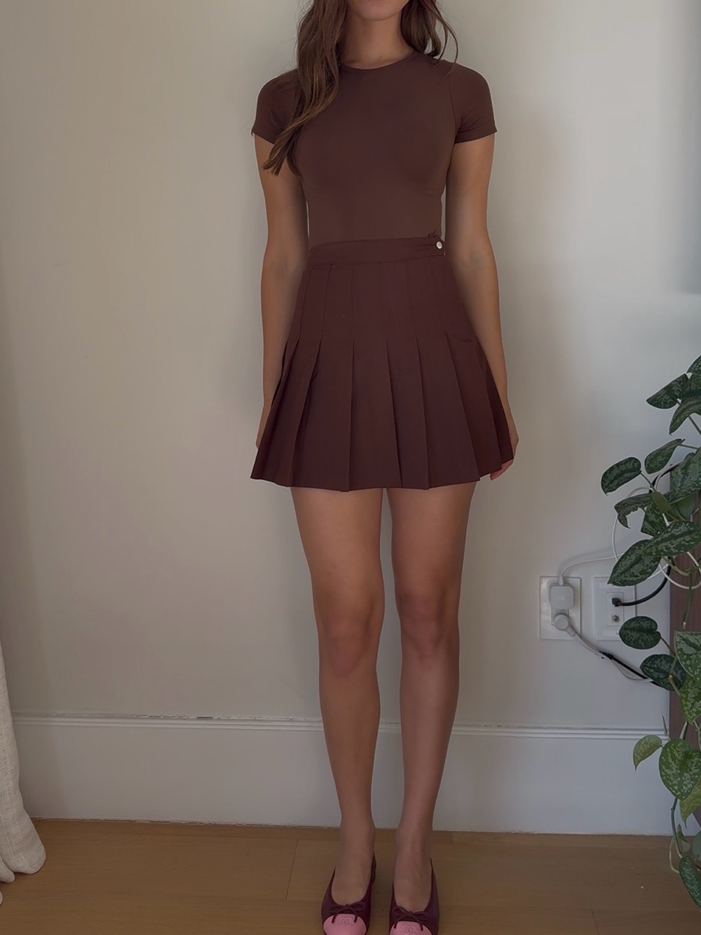 High-Rise Pleated Mini Skirt in Chocolate Brown
